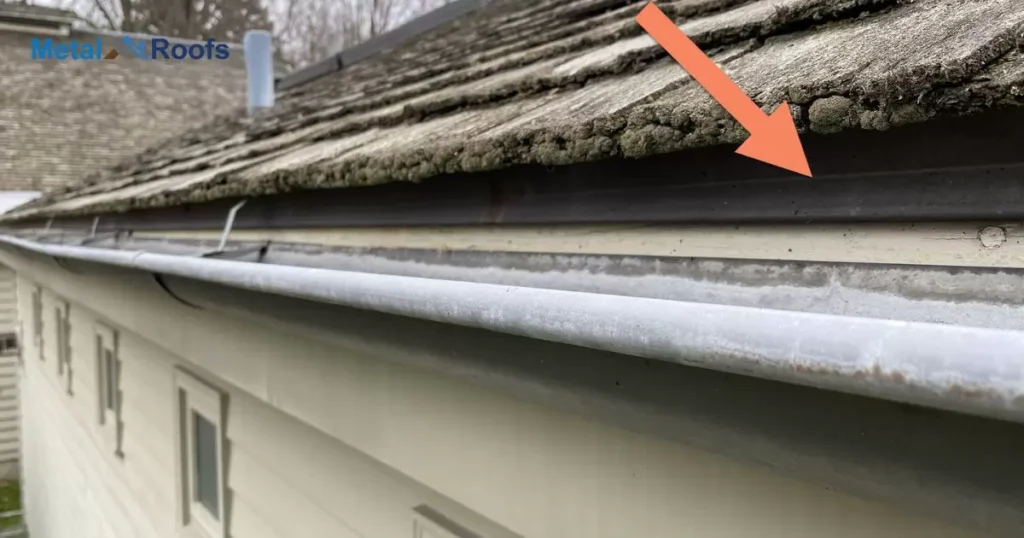 Causes of Gap Between Drip Edge and Gutter