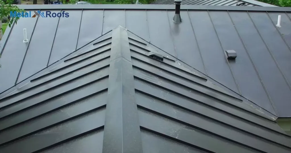 Insulate Metal Roofing On The Edge Of A Roof That Sticks Out