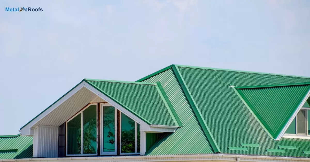 What Colors Go With A Green Metal Roof?