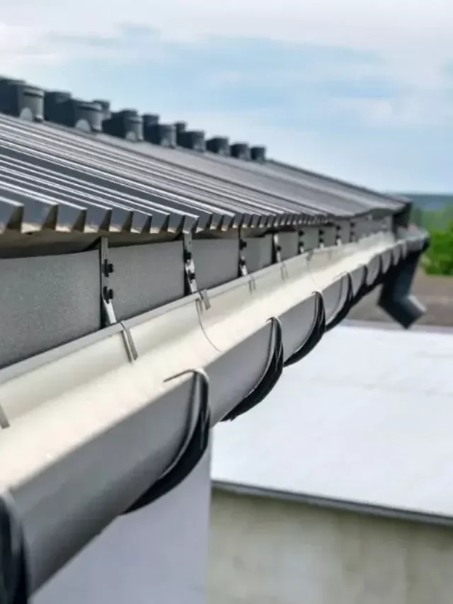 Do Metal Roofs Have Gutters?